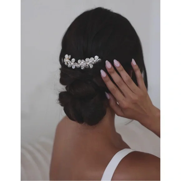 Freshwater Pearl Hair Comb - Picture 3 of 7